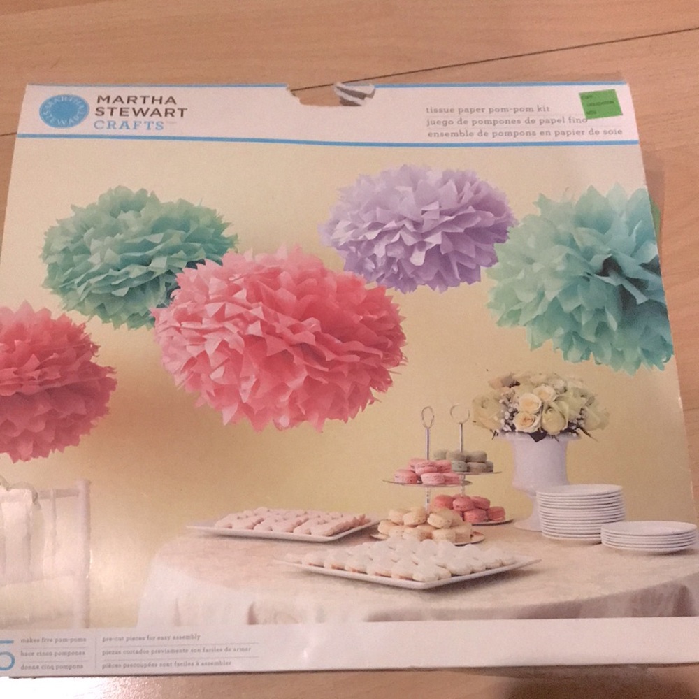 Martha Stewart Crafts | tissue paper pom pom kit